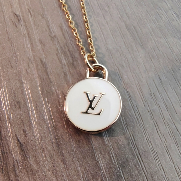 Louis Vuitton Jewelry - Louis Vuitton Zipper Pull Pendant/14k Gold Plated Chain